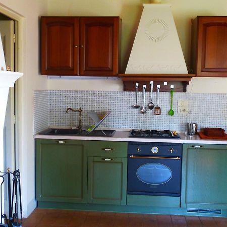 Casa Ezelina Appartamenti Pesaro Zewnętrze zdjęcie