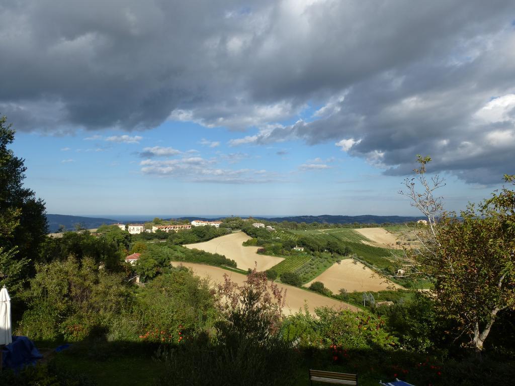 Casa Ezelina Appartamenti Pesaro Pokój zdjęcie